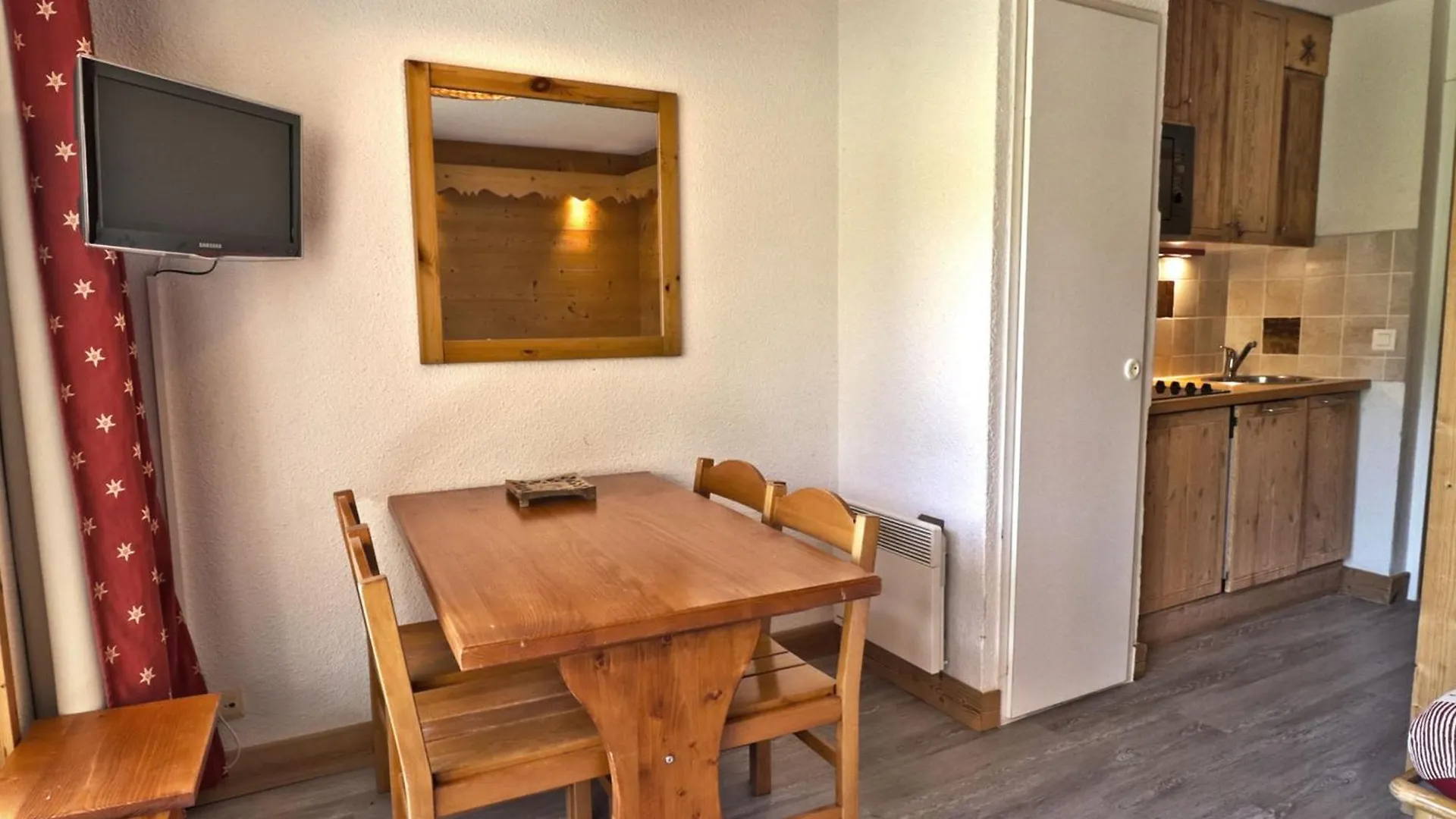 Appartement Cosy, Skis Aux Pieds, 4 Pers., Proche Commerces Et Ecoles De Ski - Fr-1-182-99 Meribel Apartment